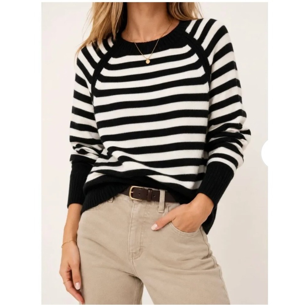 Anthropologie Rebekah Tunic Sweater Striped Raglan Black White Crew Neck Large
